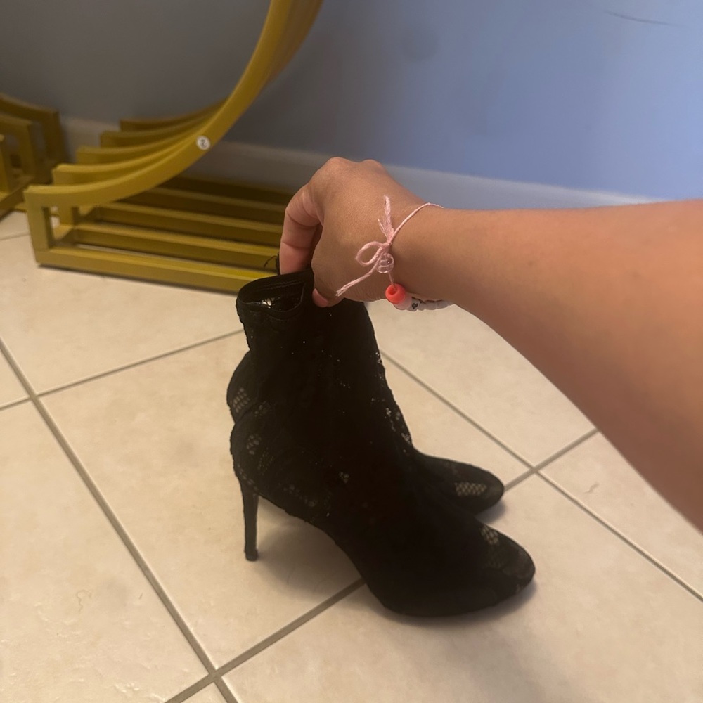 Elegant Black Lace Ankle Boots
